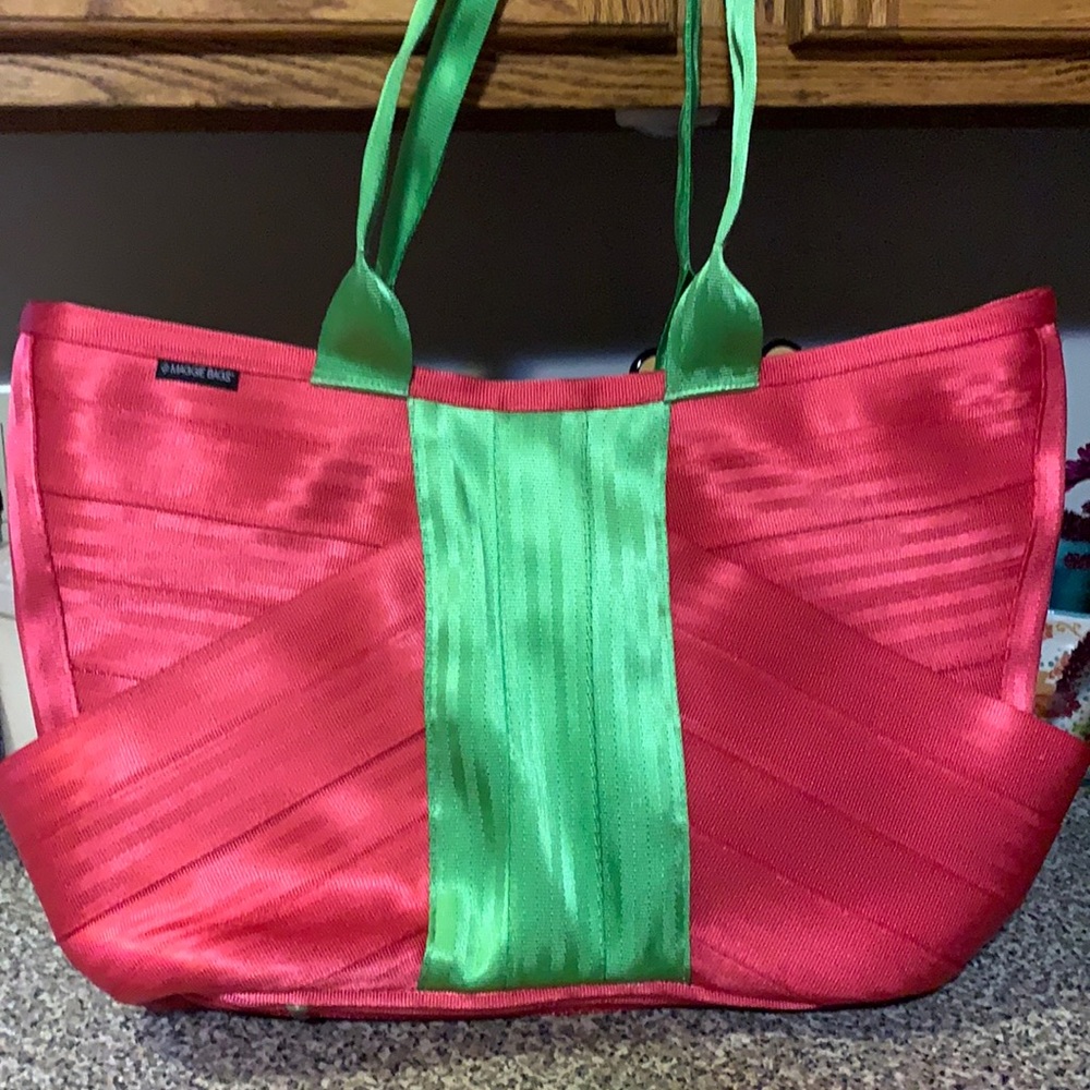 Maggie Seat Belt Bag